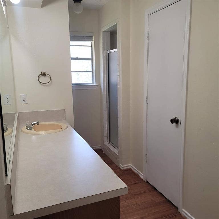 615 Arleta Lane, Ennis, TX 75119 615 Arleta Lane, Ennis, TX 75119