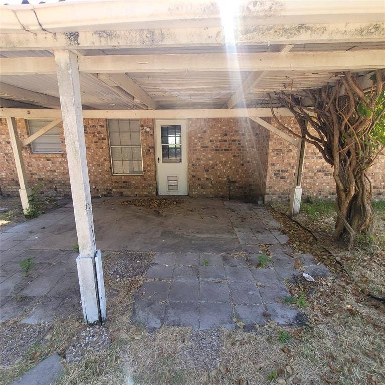 615 Arleta Lane, Ennis, TX 75119 615 Arleta Lane, Ennis, TX 75119