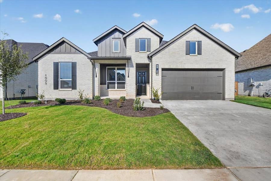 Property photo for 1005 Mumms Field Drive, Fort Worth, TX