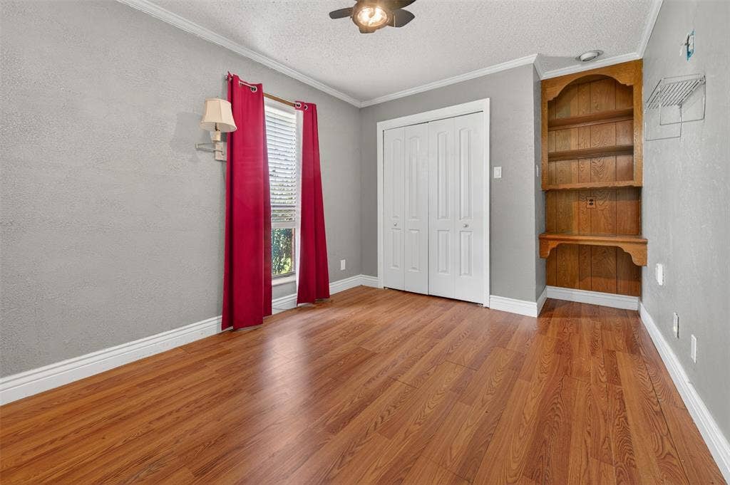 106 Snyder Ranch Road, Trinidad, TX 75163 Bedroom #4 is separate from the others and has an en-suite bathroom