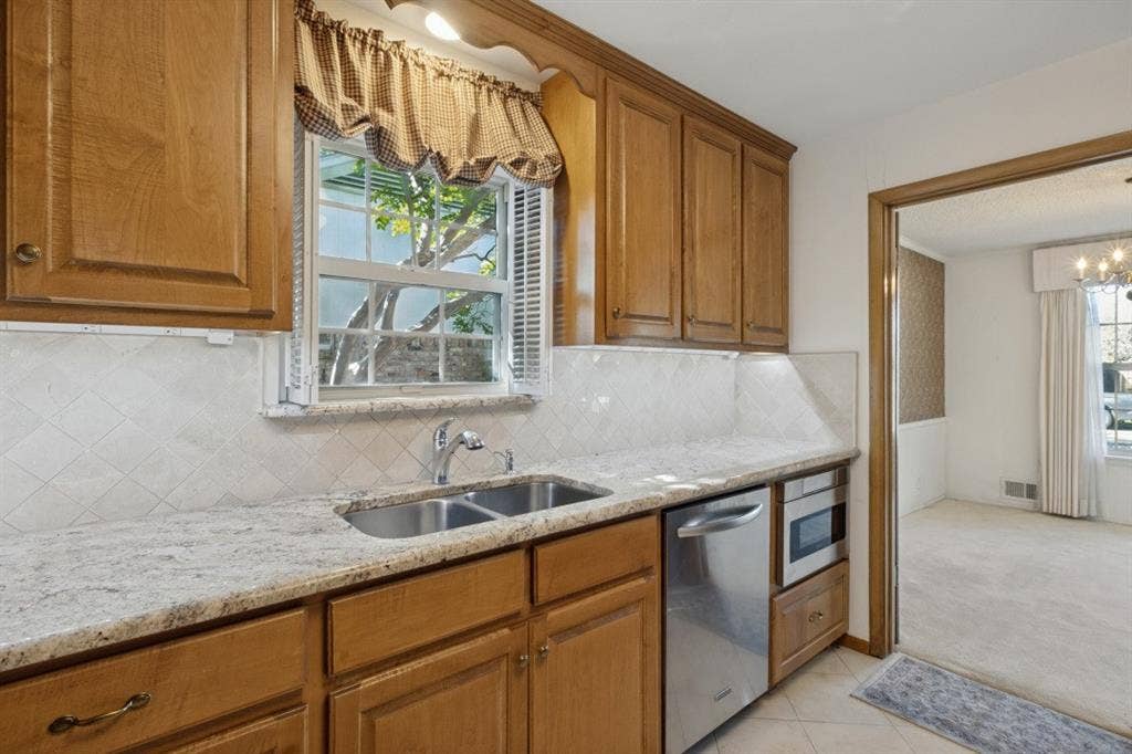 1317 Chickasaw Drive, Richardson, TX 75080 1317 Chickasaw Drive, Richardson, TX 75080