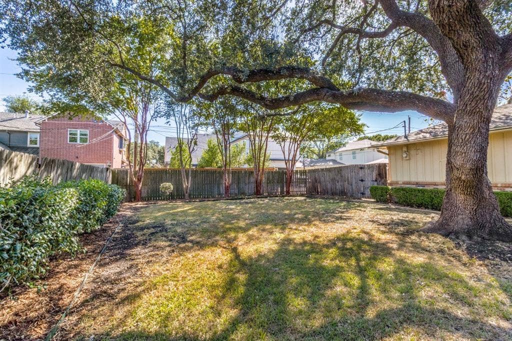 1317 Chickasaw Drive, Richardson, TX 75080 1317 Chickasaw Drive, Richardson, TX 75080