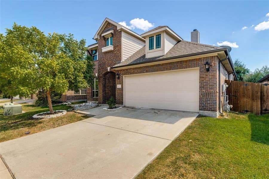 Property photo for 817 Glendale Drive, Anna, TX
