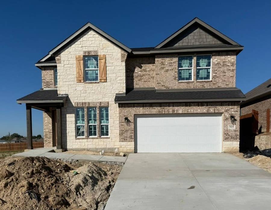 Property photo for 505 Park Side Drive, Weatherford, TX