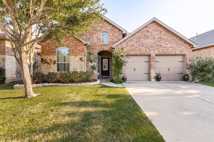 Property photo for 289 Hawthorn Drive, Fate, TX
