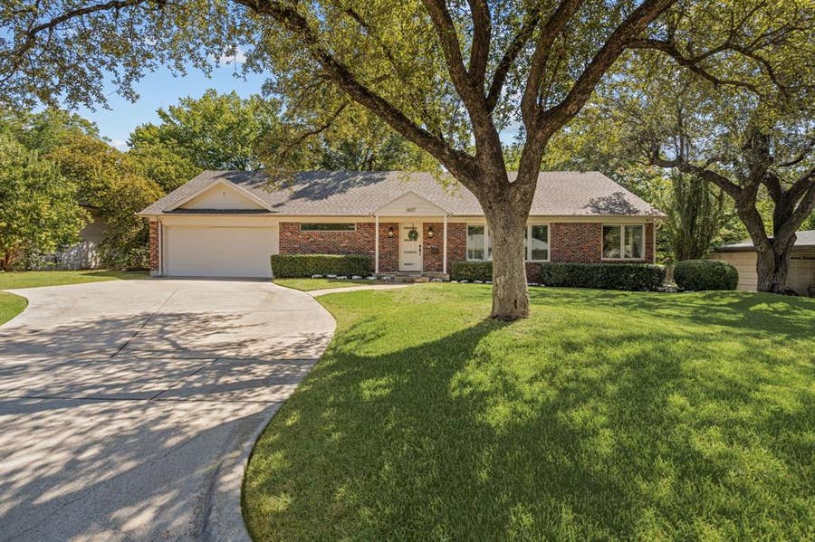 Property photo for 4017 Piedmont Road, Fort Worth, TX