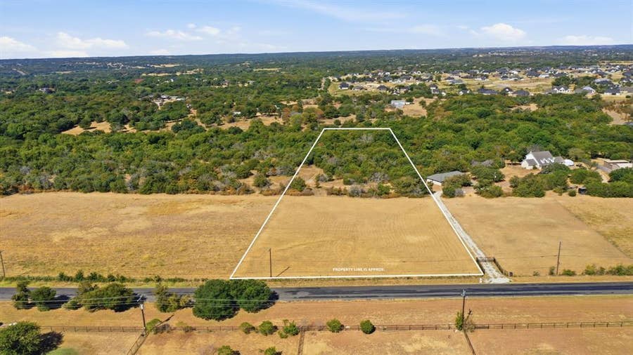 Property photo for 810 Church Road, Azle, TX