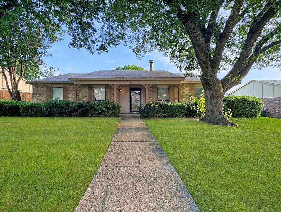 Property photo for 705 Priscilla, DeSoto, TX