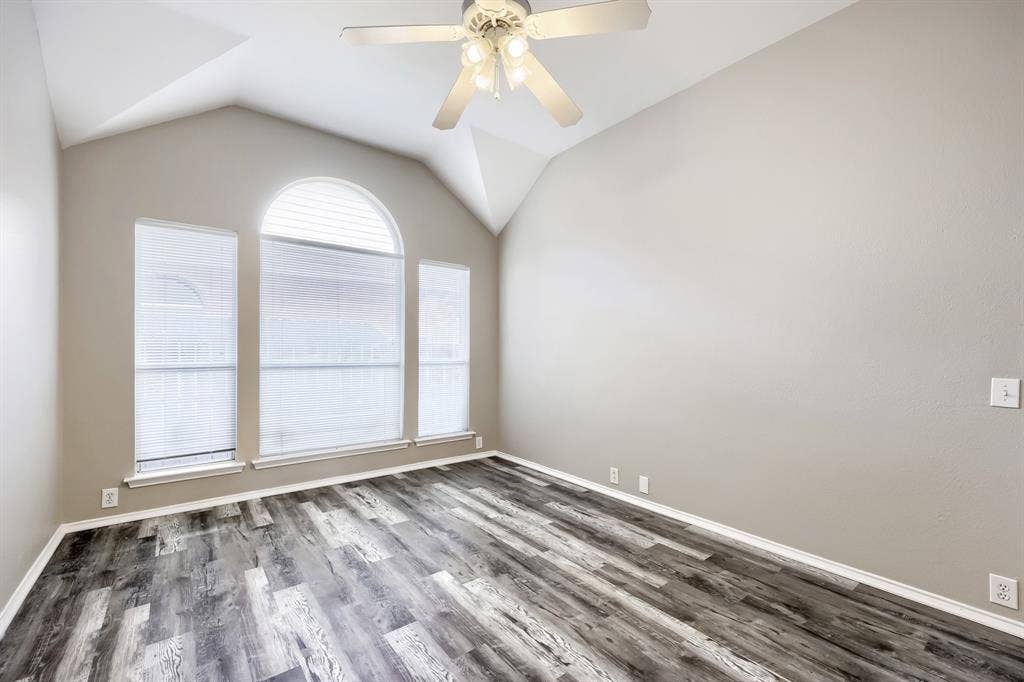605 Oakbrook Drive, Burleson, TX 76028 605 Oakbrook Drive, Burleson, TX 76028