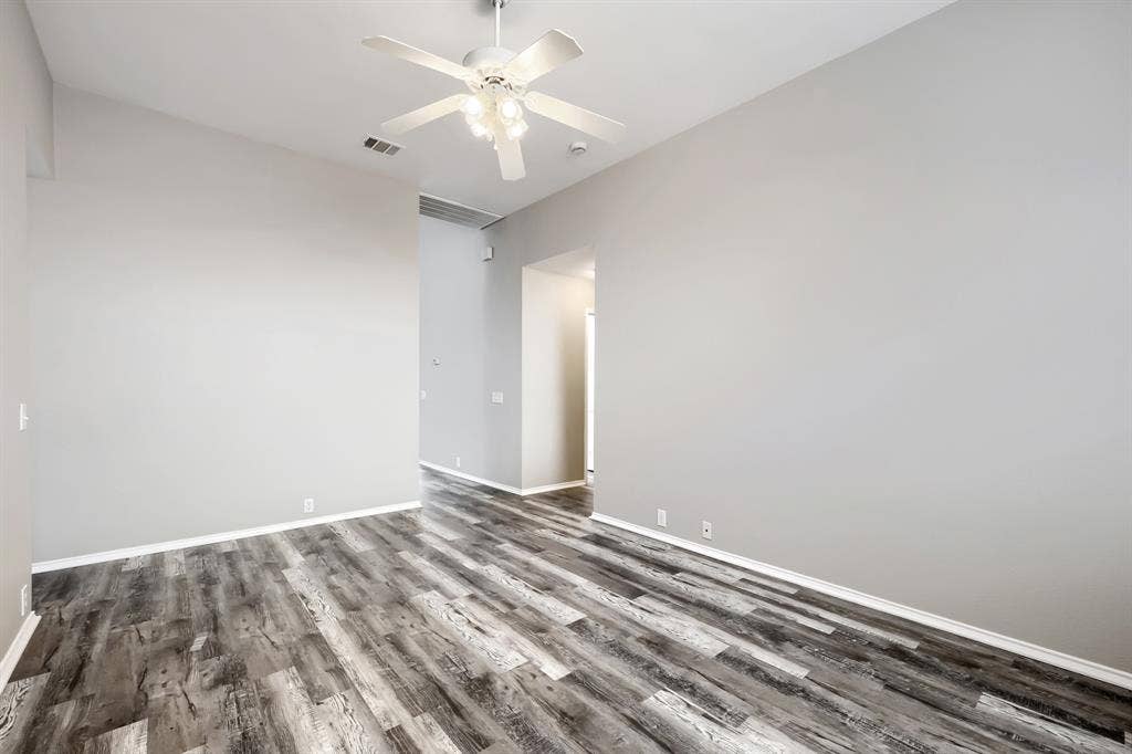 605 Oakbrook Drive, Burleson, TX 76028 605 Oakbrook Drive, Burleson, TX 76028