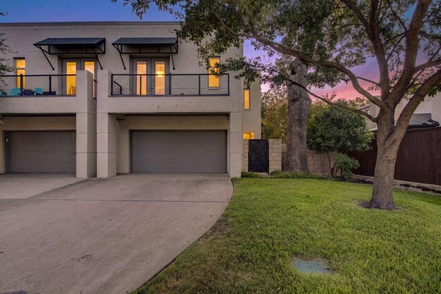 Property photo for 415 Templeton Drive, Fort Worth, TX