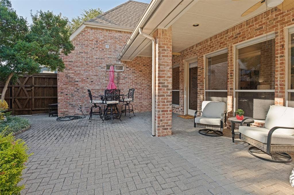 5929 Newgate Lane, Plano, TX 75093