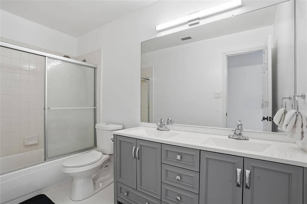 1415 Sutton Drive, Carrollton, TX 75006