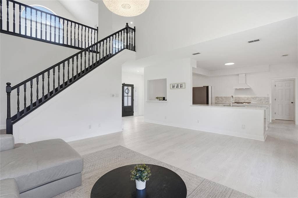 1415 Sutton Drive, Carrollton, TX 75006