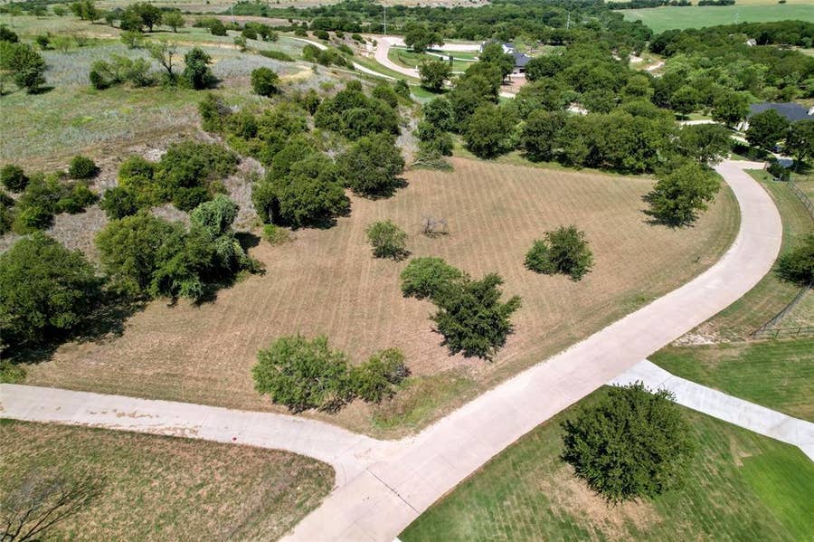 Property photo for 3051 W Winding Creek Trail, Aledo, TX