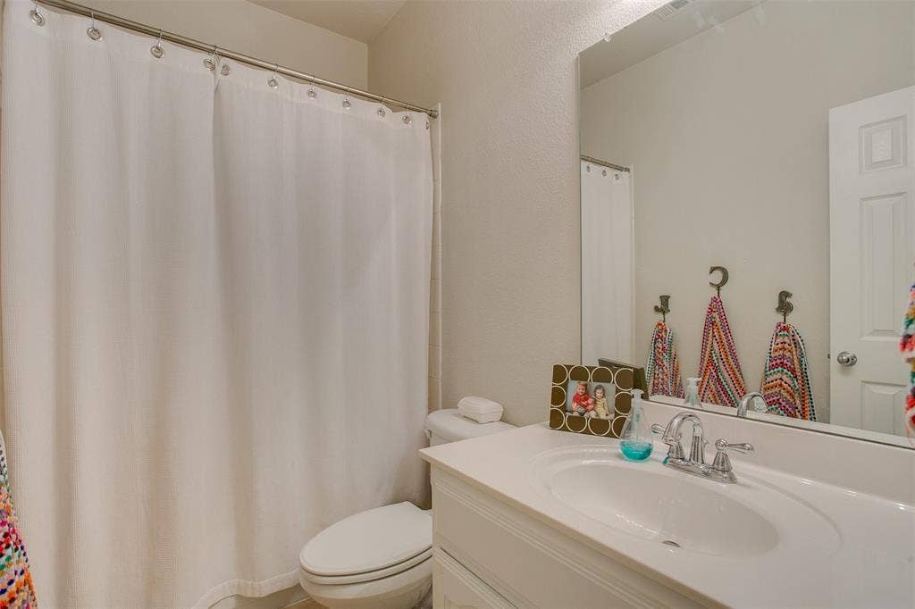 10228 Olivia Drive, McKinney, TX 75072