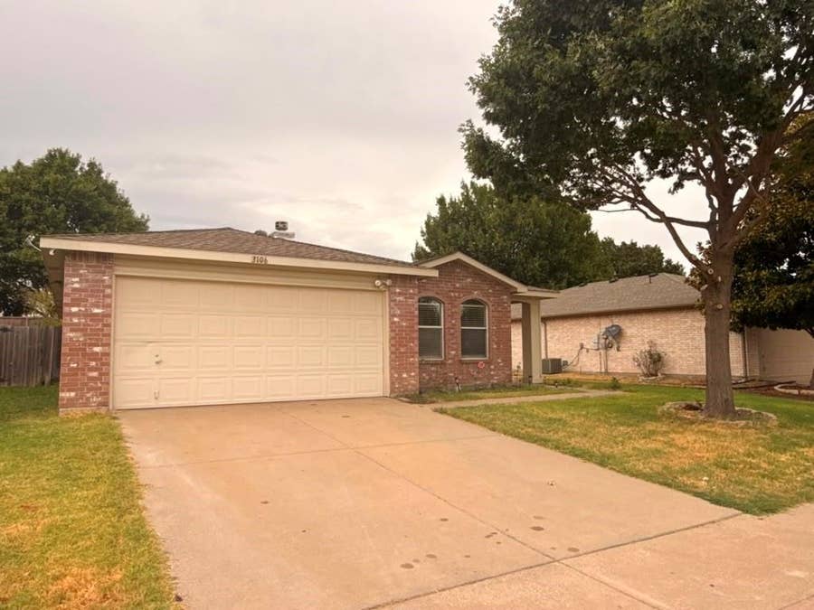 Property photo for 3106 Legend Drive, McKinney, TX