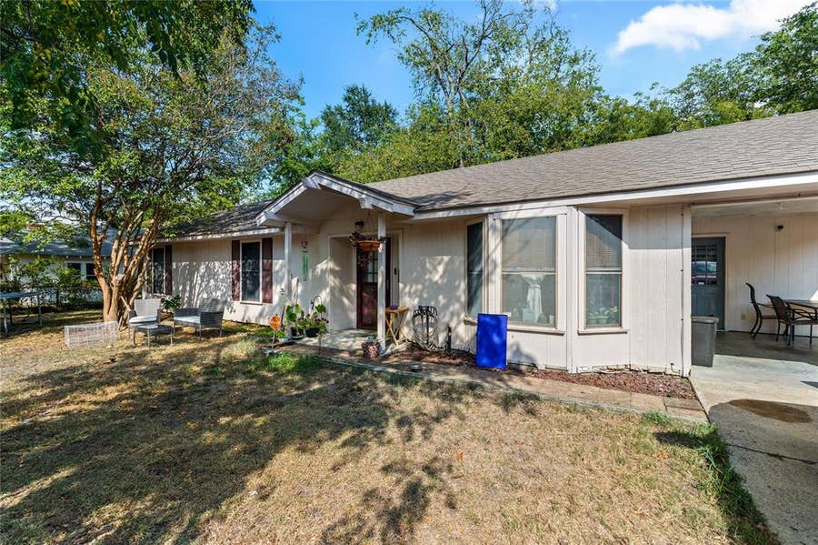 Property photo for 630 Cranford Street, Sulphur Springs, TX