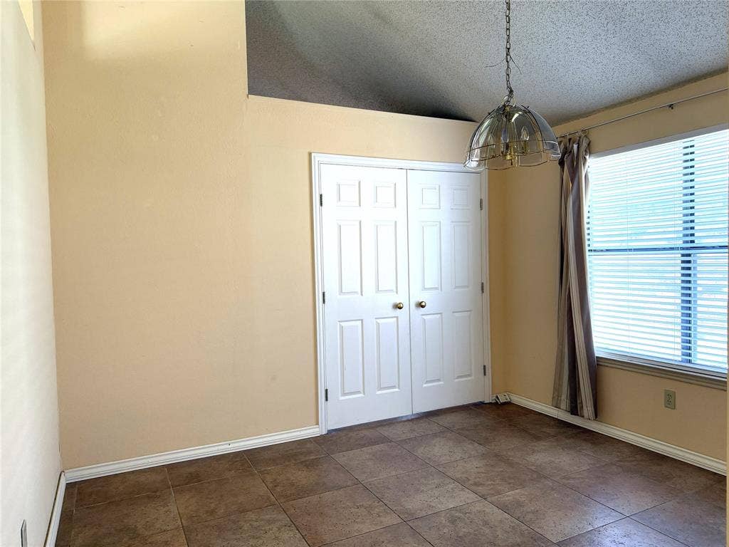 653 Thompson Drive, Coppell, TX 75019 653 Thompson Drive, Coppell, TX 75019