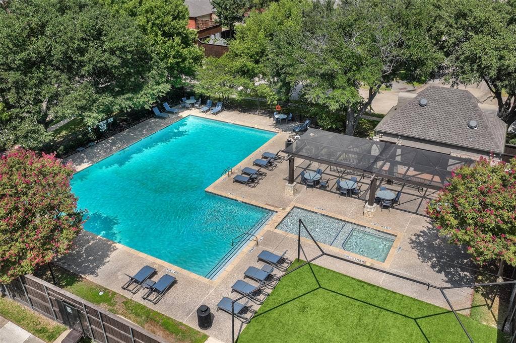 3912 Kimbrough Lane, Plano, TX 75025 2nd community pool
