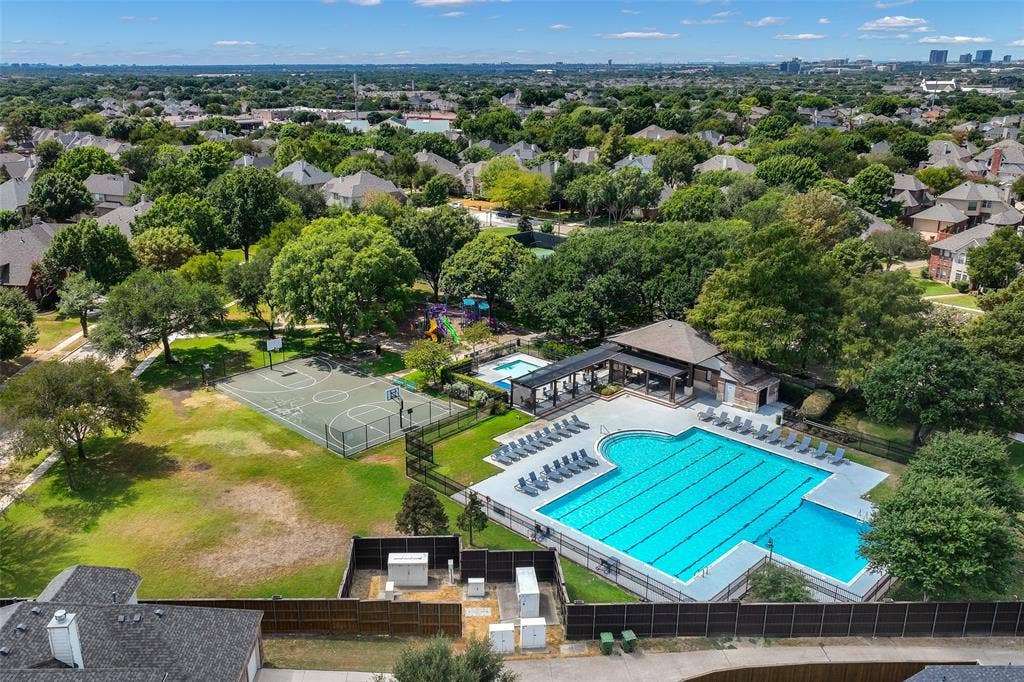 3912 Kimbrough Lane, Plano, TX 75025 Community pool area with basketball and tennis courts