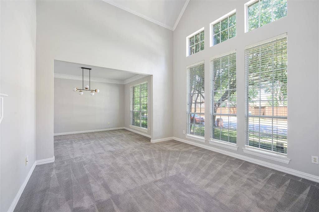 3912 Kimbrough Lane, Plano, TX 75025 Formal Living and dining