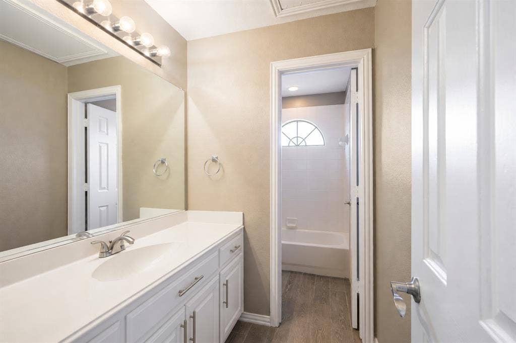 3912 Kimbrough Lane, Plano, TX 75025 3912 Kimbrough Lane, Plano, TX 75025