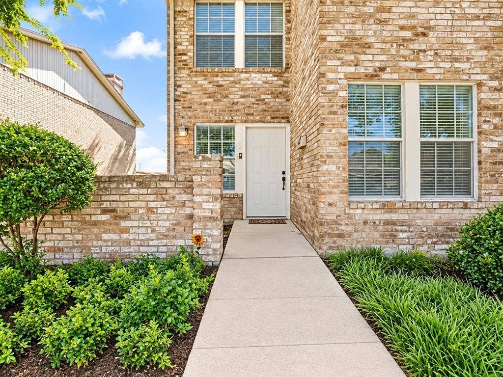 525 Towne House Lane, Richardson, TX 75081 525 Towne House Lane, Richardson, TX 75081