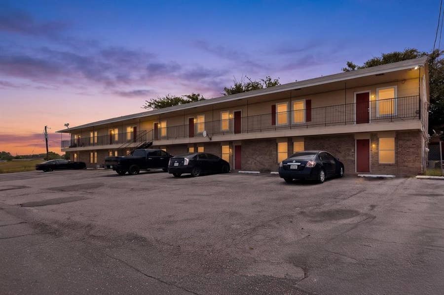 Property photo for 400 Raymond Street, #23, Farmersville, TX