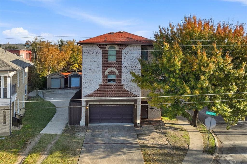 5102 Mission Avenue, #5102B, Dallas, TX 75206 Amazing Dallas duplex