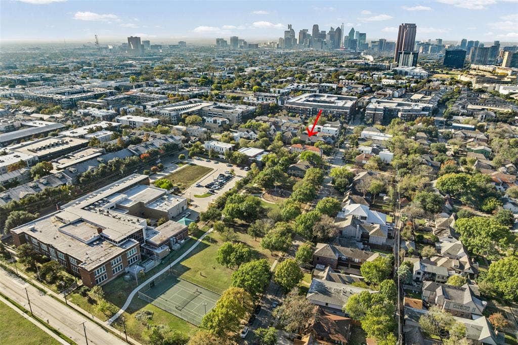5102 Mission Avenue, #5102B, Dallas, TX 75206 Convenient to Knox and Henderson Streets and Lower Greenville