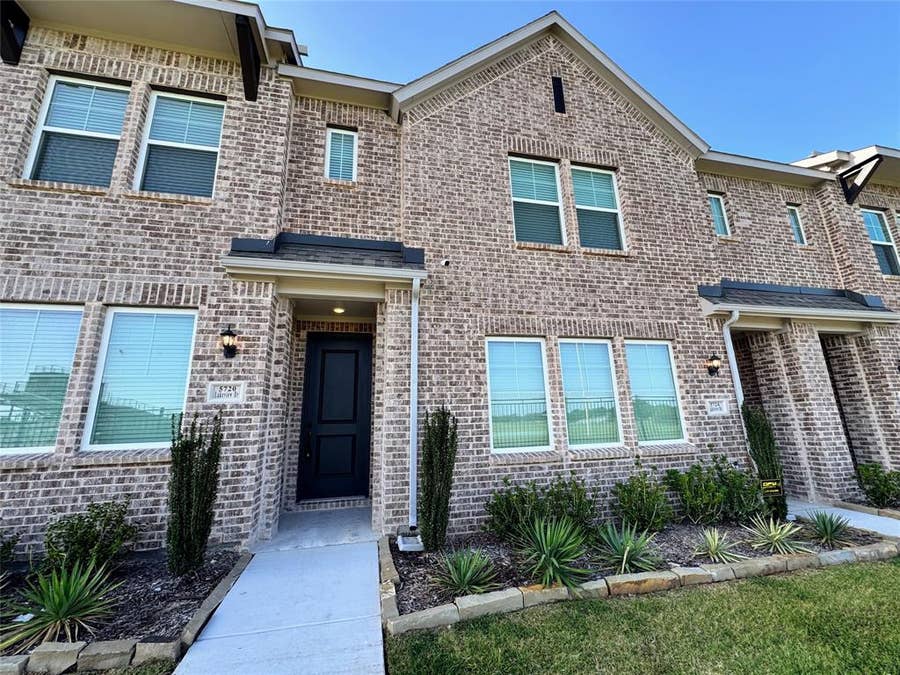 Property photo for 5720 Lakeview Drive, Watauga, TX