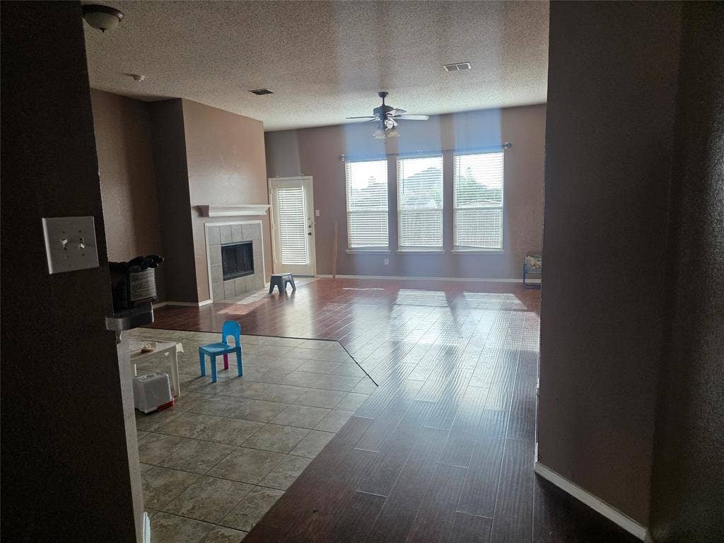 3315 Desert Sage, Grand Prairie, TX 75052 3315 Desert Sage, Grand Prairie, TX 75052