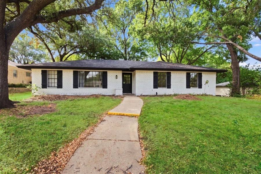 Property photo for 1505 Westridge Drive, Plano, TX