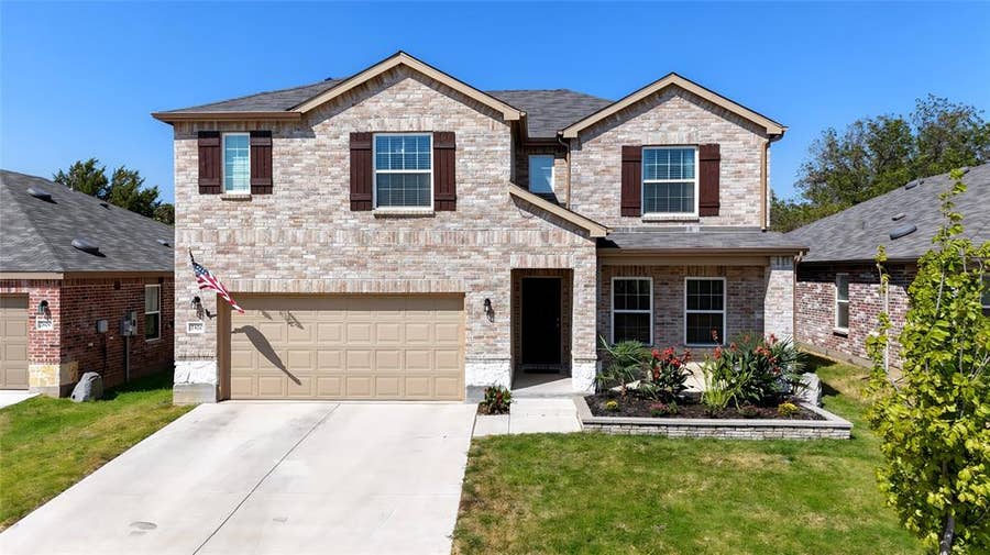 Property photo for 2520 Pecan Park Drive, Denton, TX