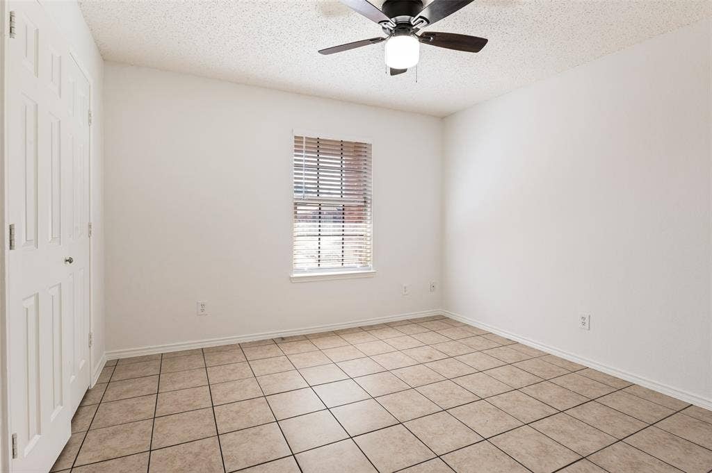 536 Nance Drive, Cedar Hill, TX 75104