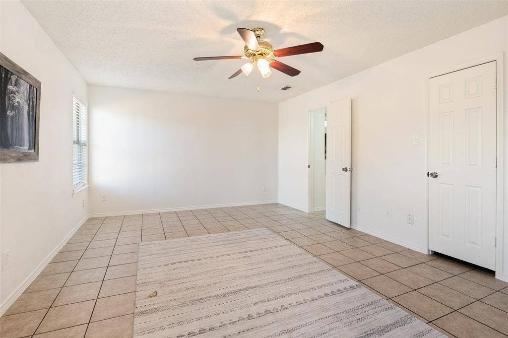 536 Nance Drive, Cedar Hill, TX 75104
