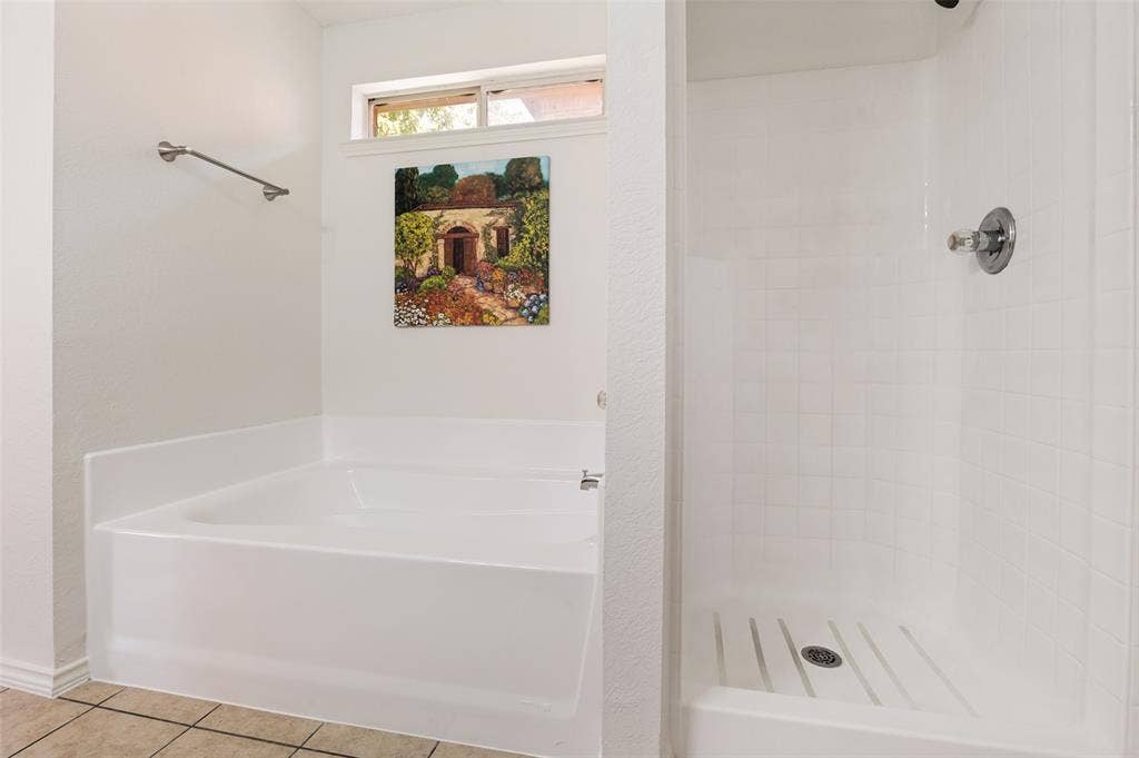 536 Nance Drive, Cedar Hill, TX 75104