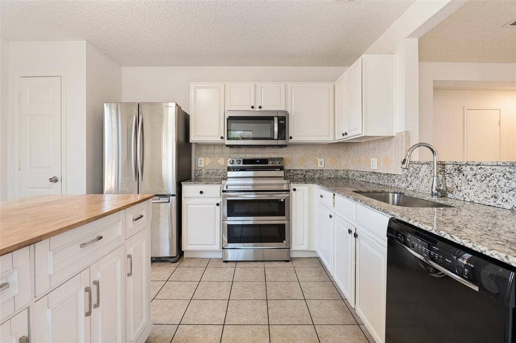 536 Nance Drive, Cedar Hill, TX 75104