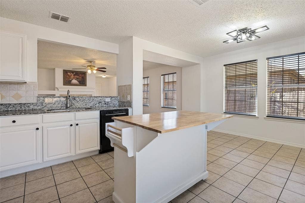 536 Nance Drive, Cedar Hill, TX 75104