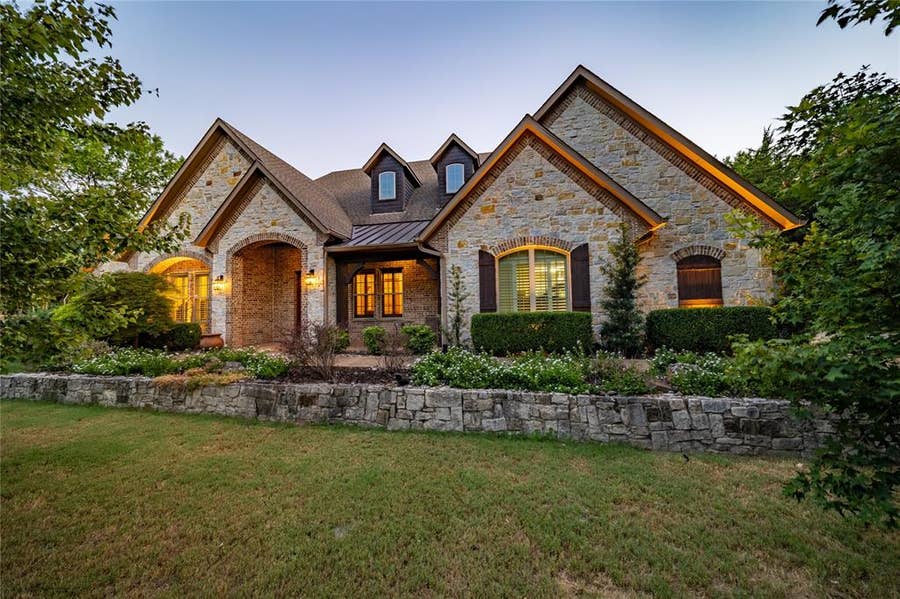 Property photo for 5410 Valley Oak Court, McKinney, TX
