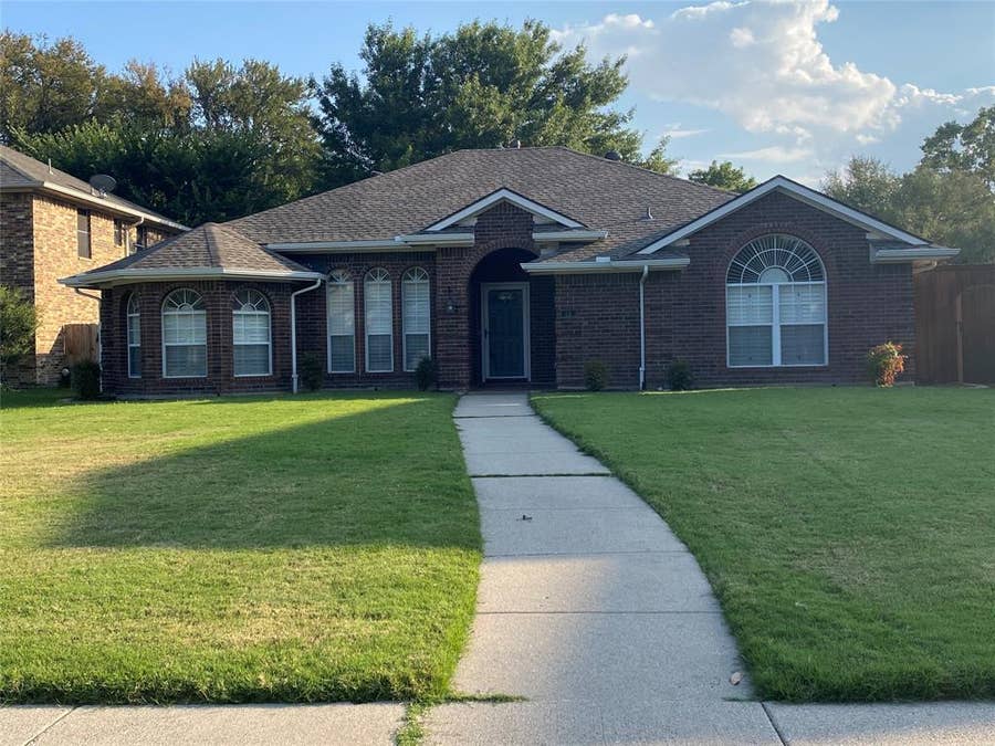 Property photo for 18 Monroe Court, Allen, TX