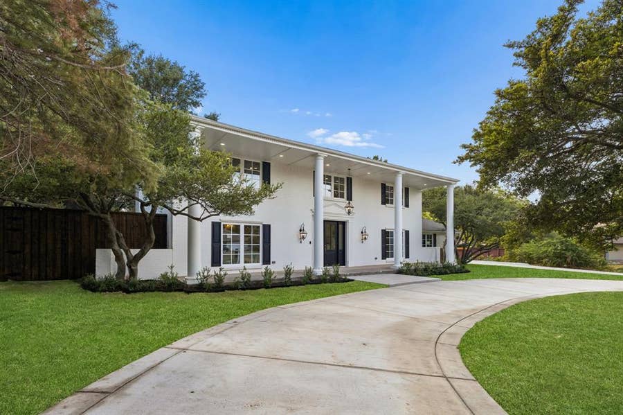 Property photo for 13907 Carillon Drive, Dallas, TX