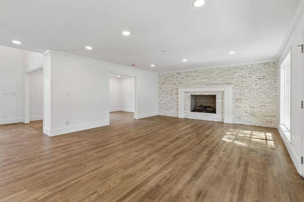 13907 Carillon Drive, Dallas, TX 75240
