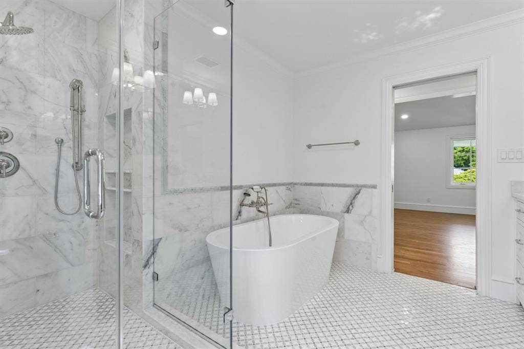 13907 Carillon Drive, Dallas, TX 75240