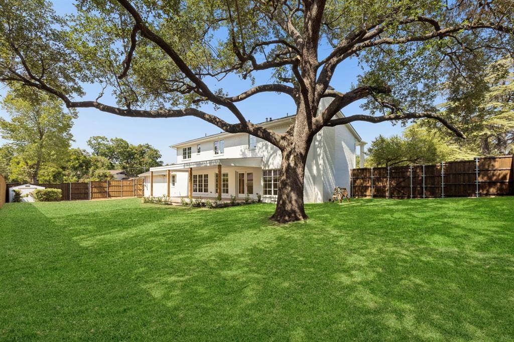 13907 Carillon Drive, Dallas, TX 75240