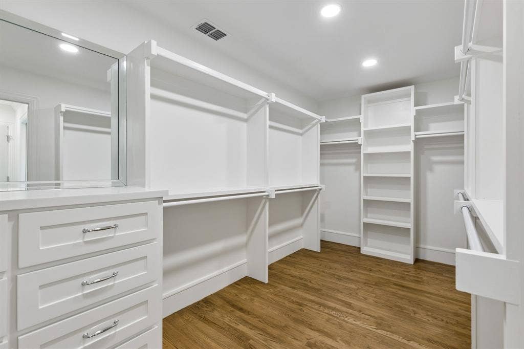 13907 Carillon Drive, Dallas, TX 75240