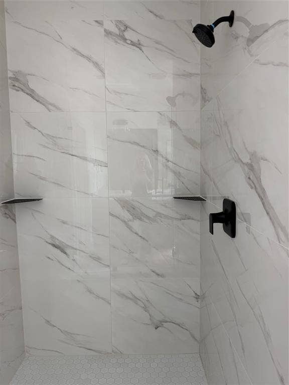 5634 Mesa Circle, Dallas, TX 75235 Beautiful Tiled Shower in Primary