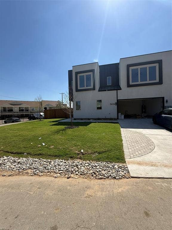 Property photo for 5634 Mesa Circle, Dallas, TX