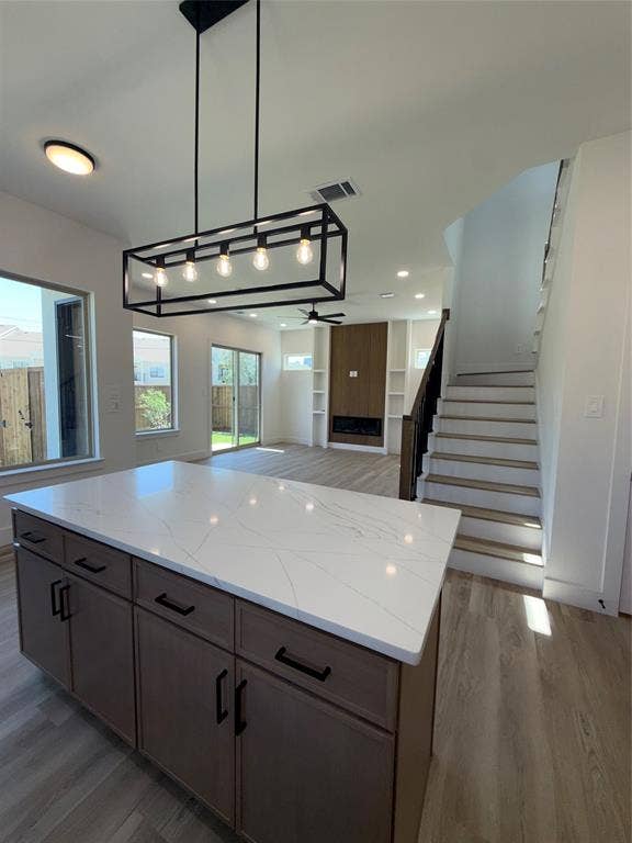 5634 Mesa Circle, Dallas, TX 75235 5634 Mesa Circle, Dallas, TX 75235